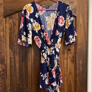 Vici floral romper